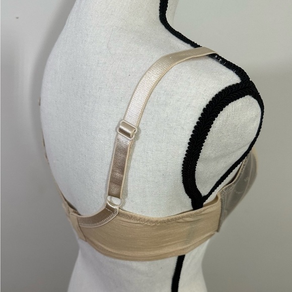 Barely Breezies. sz 38C bra. Sand color with gray lace accent - Picture 4 of 10